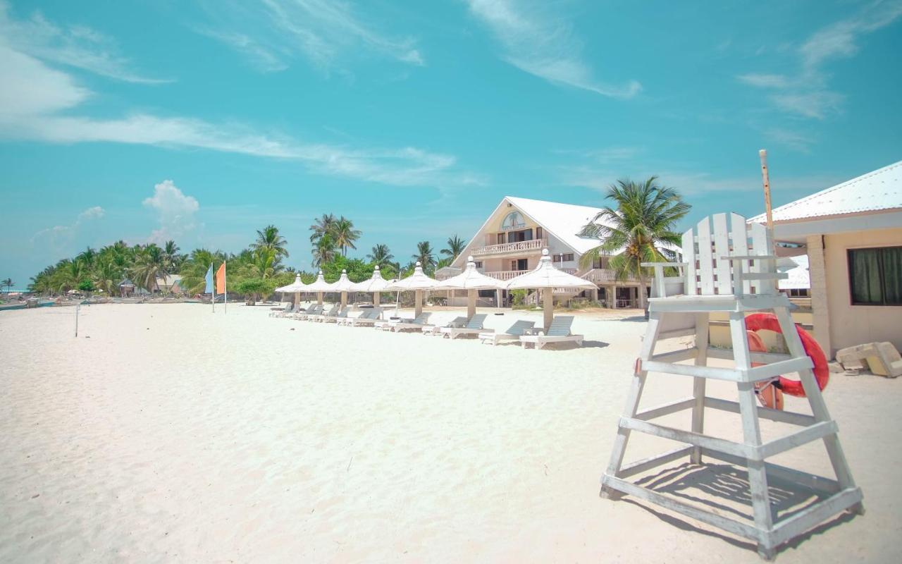 Santa Fe Beach Club Hotel Pooc Exterior photo